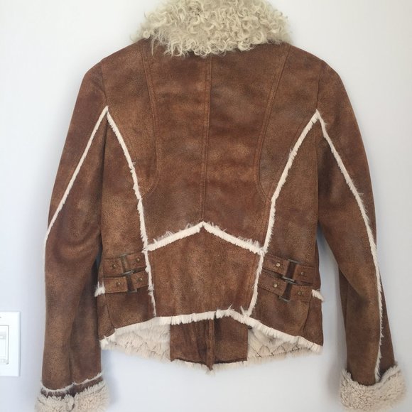 Luxurious Faux Fur Jacket - stash for Fall/Winter - Picture 4 of 7